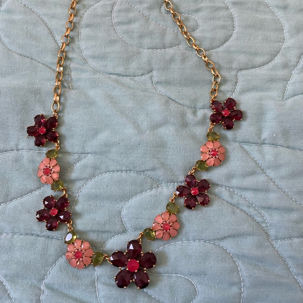 Pretty Kate Spade Flower Necklace